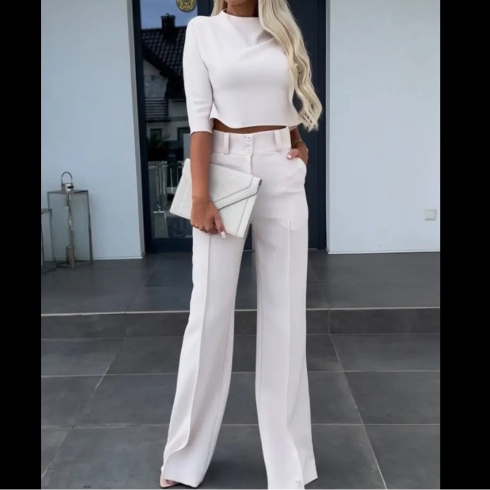 {Set} White Women's Crop Top  Wide Leg High Rise Pant